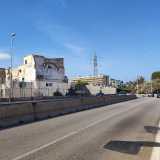 Masseria Borracci si trova alla fine della statale 100, poco prima della rotonda che permette l�ingresso a Bari citt�